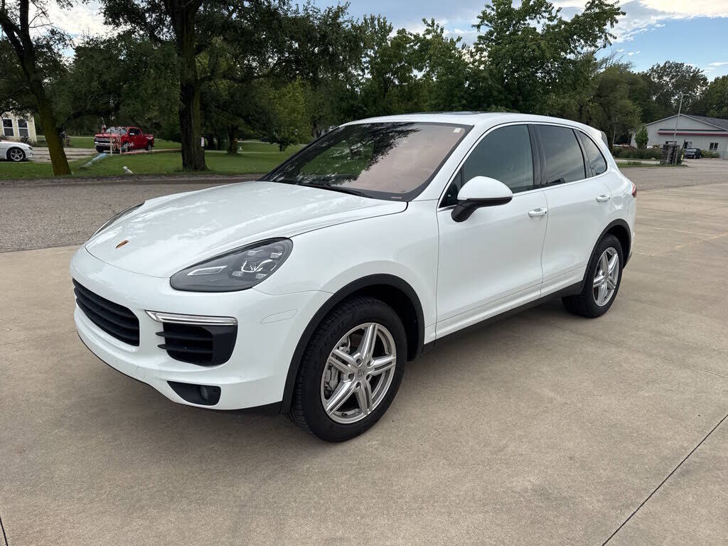 2015 PORSCHE Cayenne