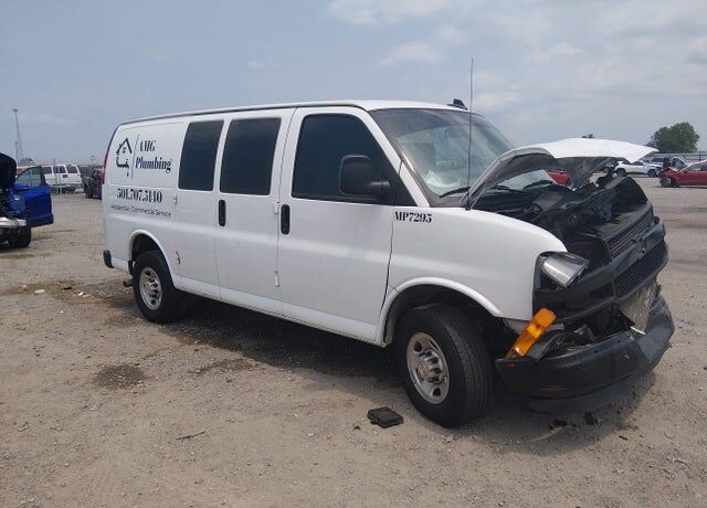 2024 CHEVROLET Express