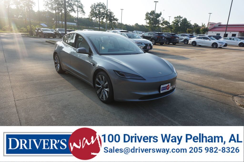 2024 TESLA Model 3