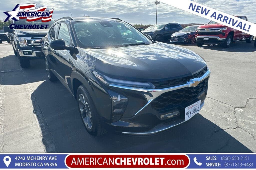 2024 CHEVROLET Trax