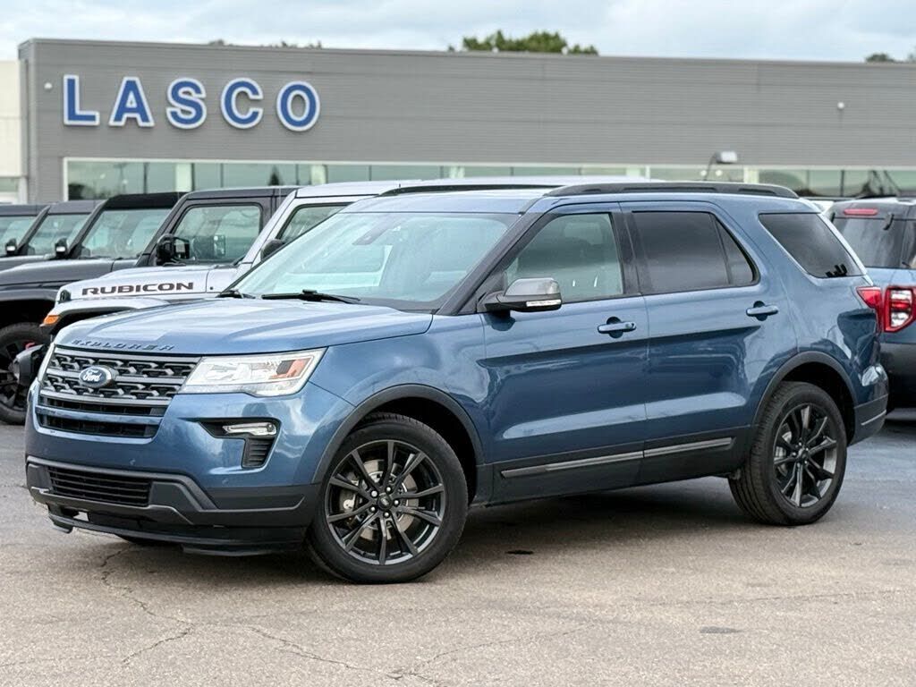 2019 FORD Explorer