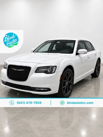 2021 CHRYSLER 300