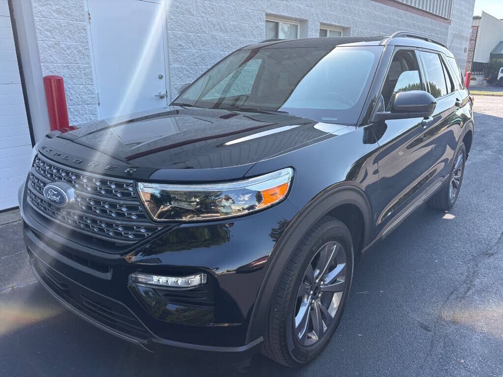 2024 FORD Explorer