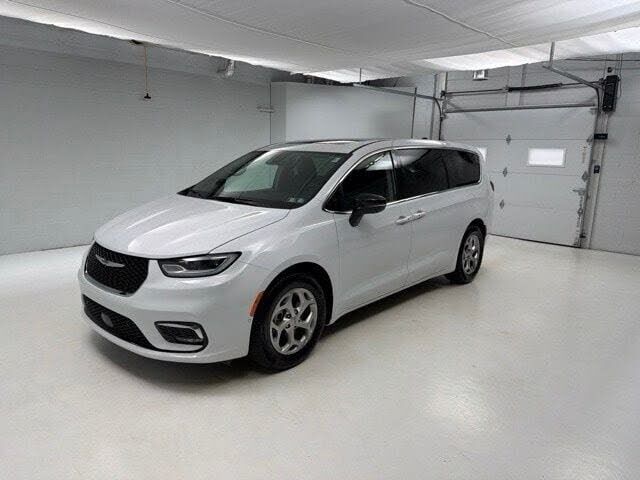 2024 CHRYSLER Pacifica