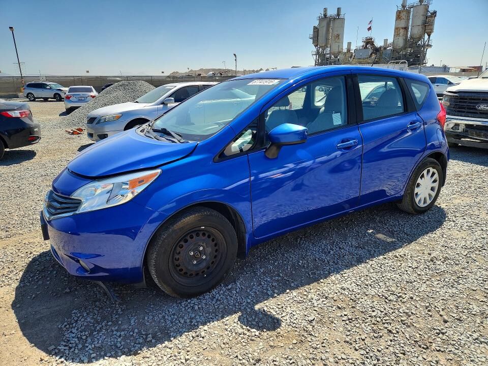 2016 NISSAN Versa
