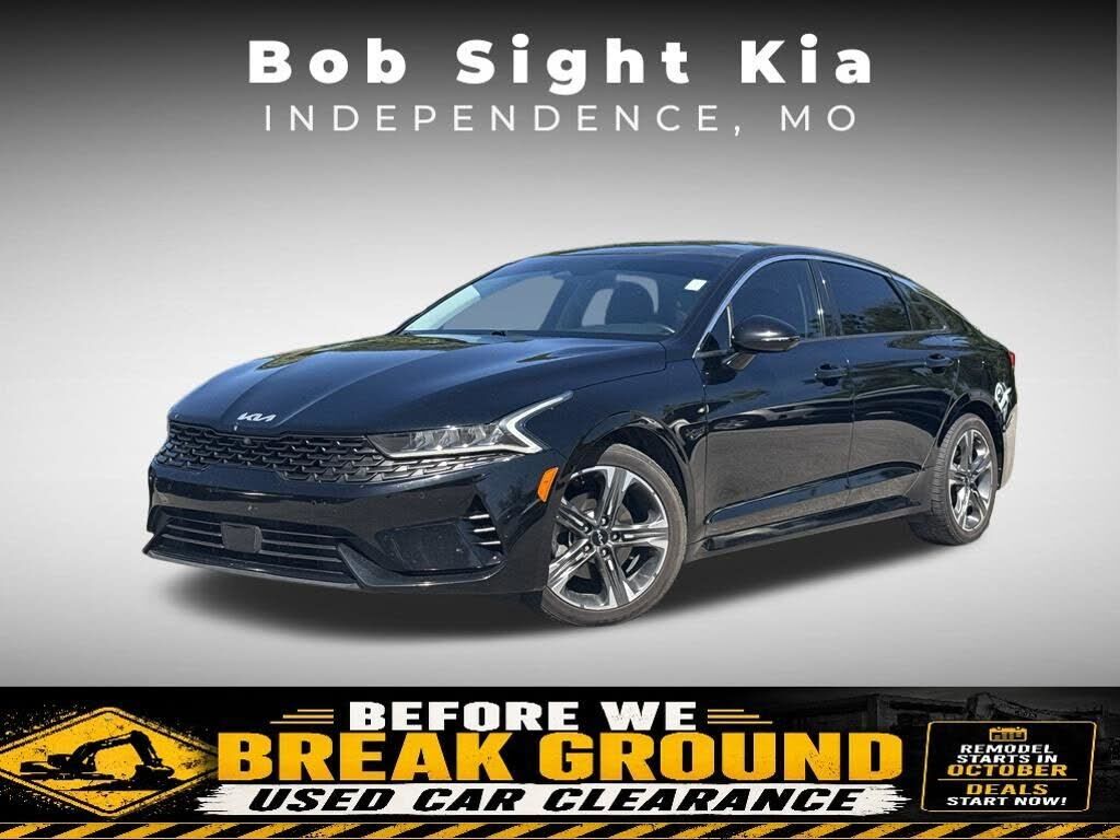 2022 KIA K5