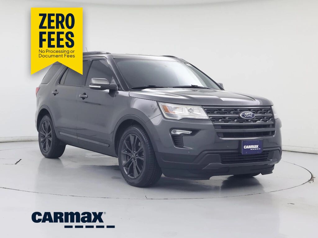 2018 FORD Explorer