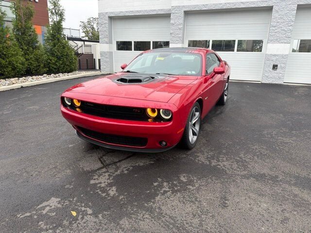 2016 DODGE Challenger
