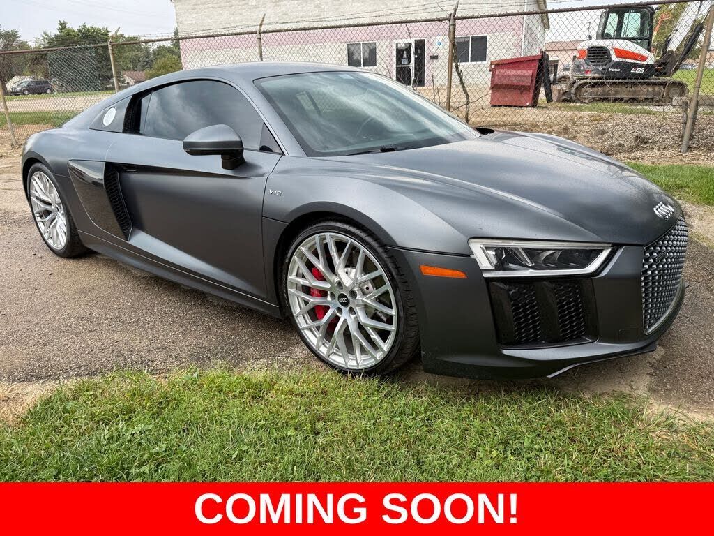 2017 AUDI R8