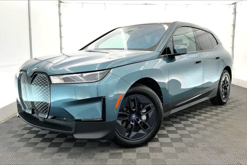 2023 BMW ix