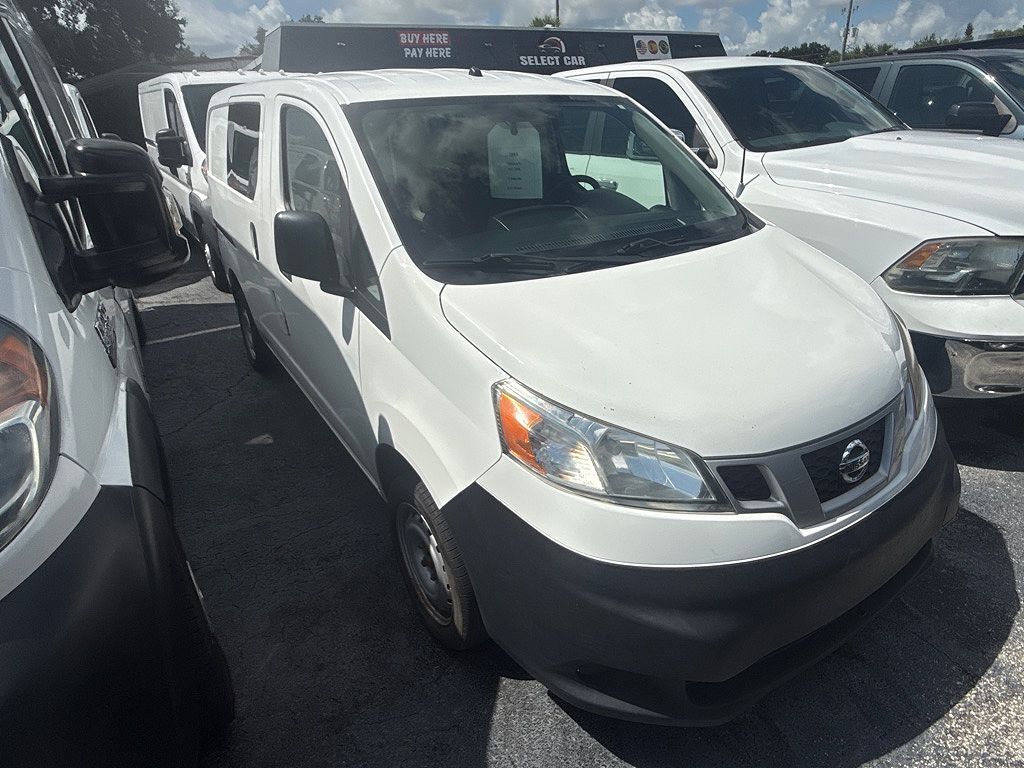 2015 NISSAN NV200