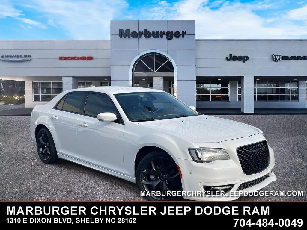 2023 CHRYSLER 300