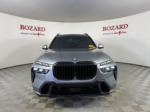 2024 BMW X7