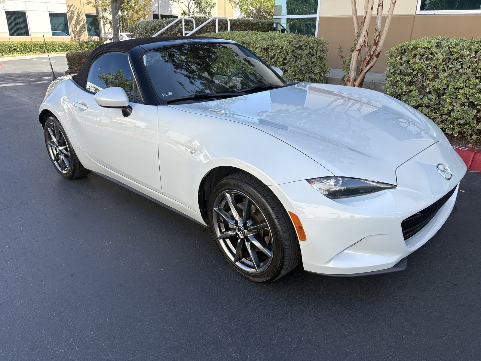 2016 MAZDA MX-5
