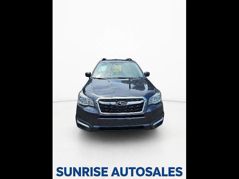 2017 SUBARU Forester