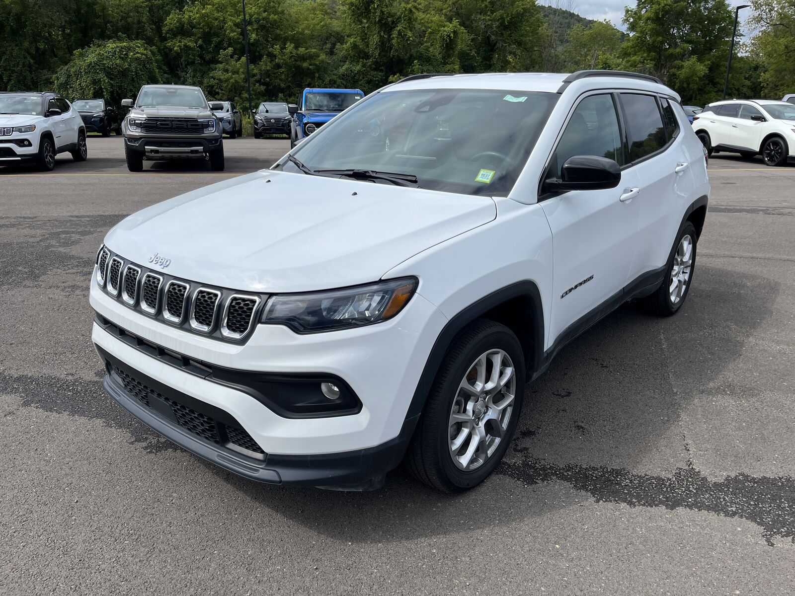2024 JEEP Compass