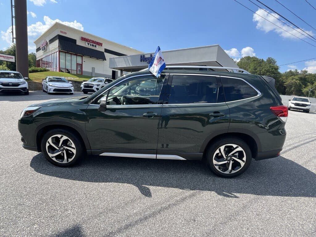 2024 SUBARU Forester