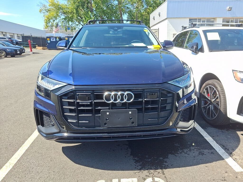 2021 Audi Q8