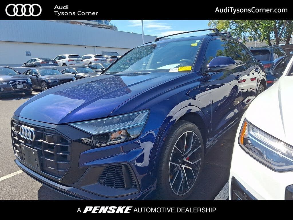 2021 AUDI Q8