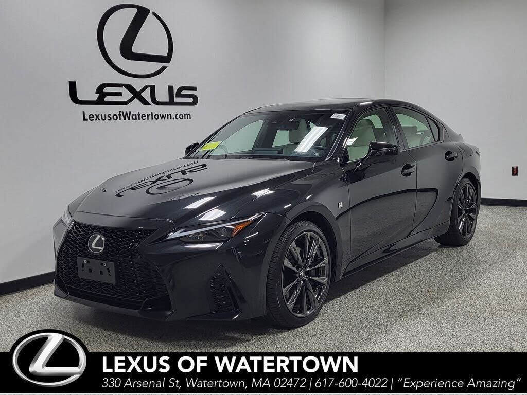 2025 LEXUS IS