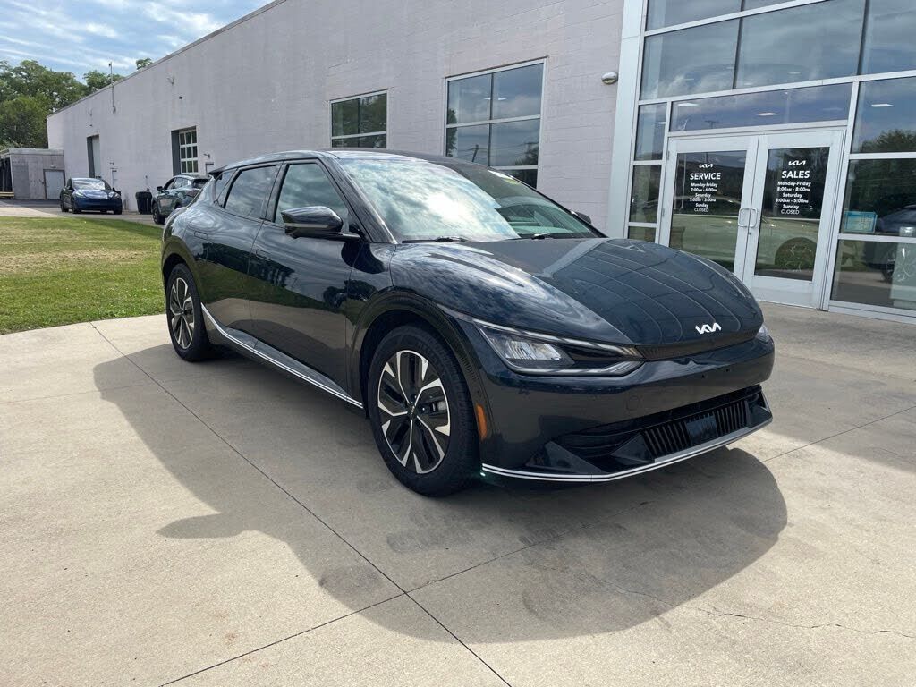 2023 KIA EV6