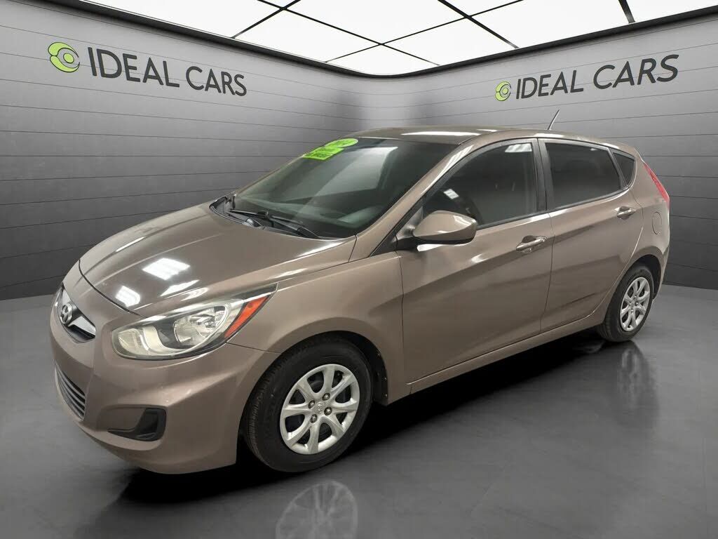 2014 HYUNDAI Accent