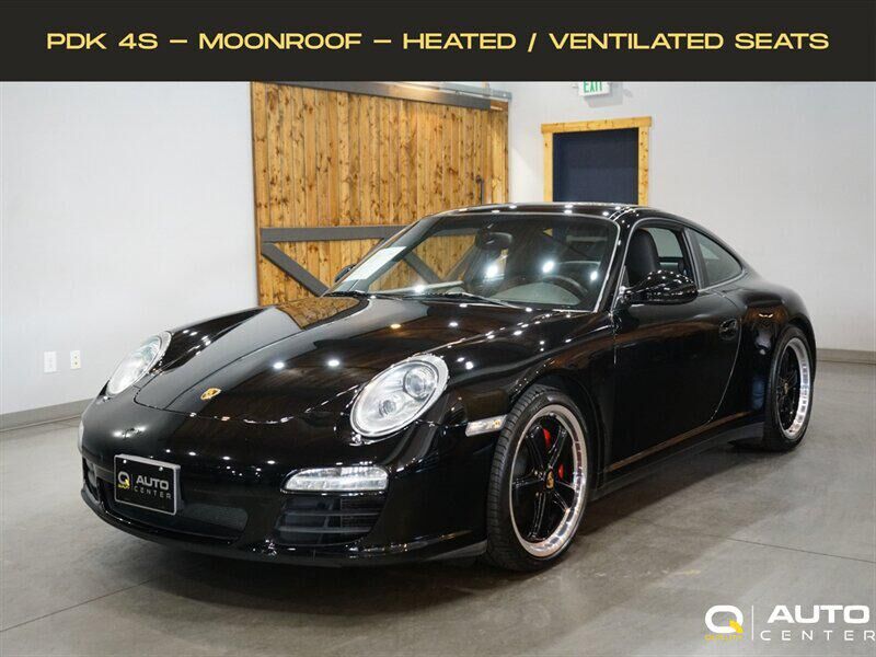 2011 PORSCHE 911