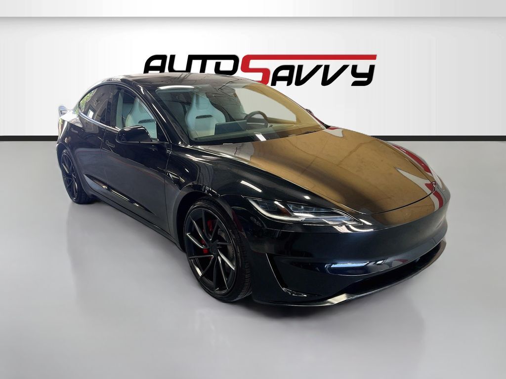2026 TESLA Model 3