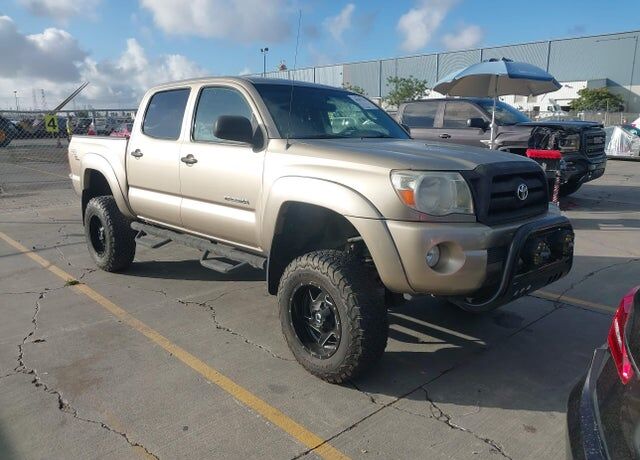 2005 TOYOTA Tacoma