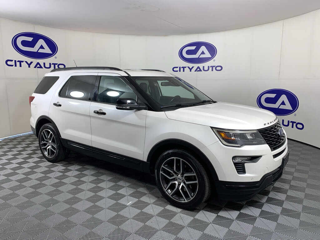 2018 FORD Explorer