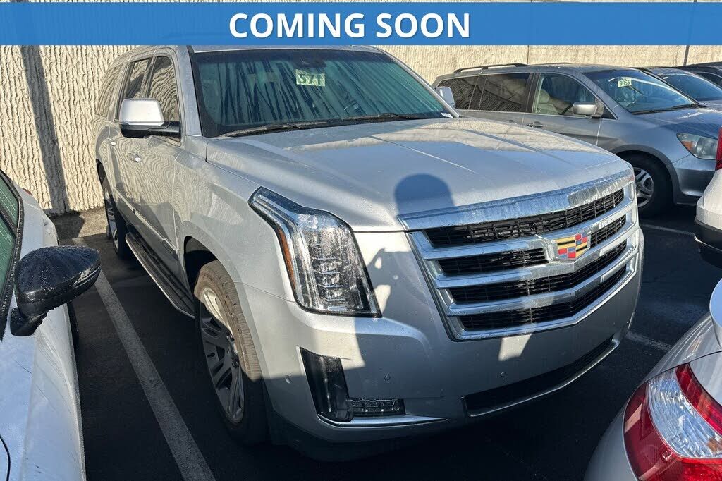 2018 CADILLAC Escalade ESV