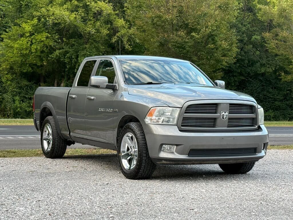 2012 DODGE Ram