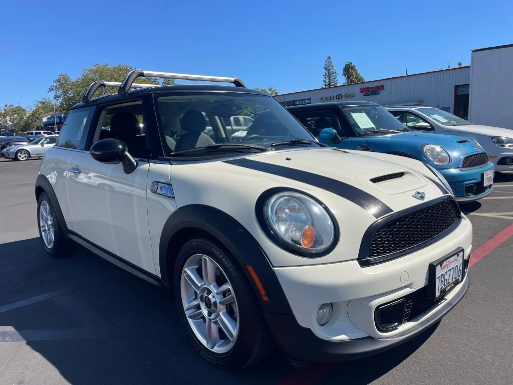 2013 MINI Hardtop