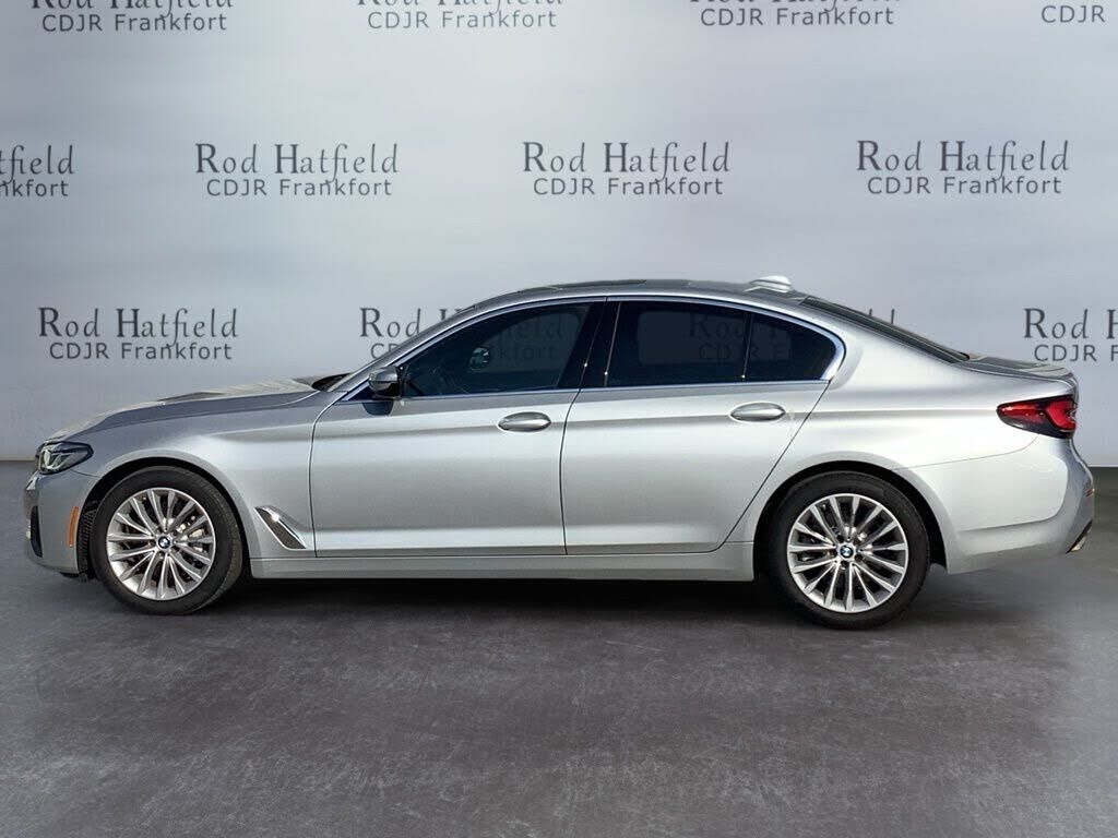 2021 BMW 530i