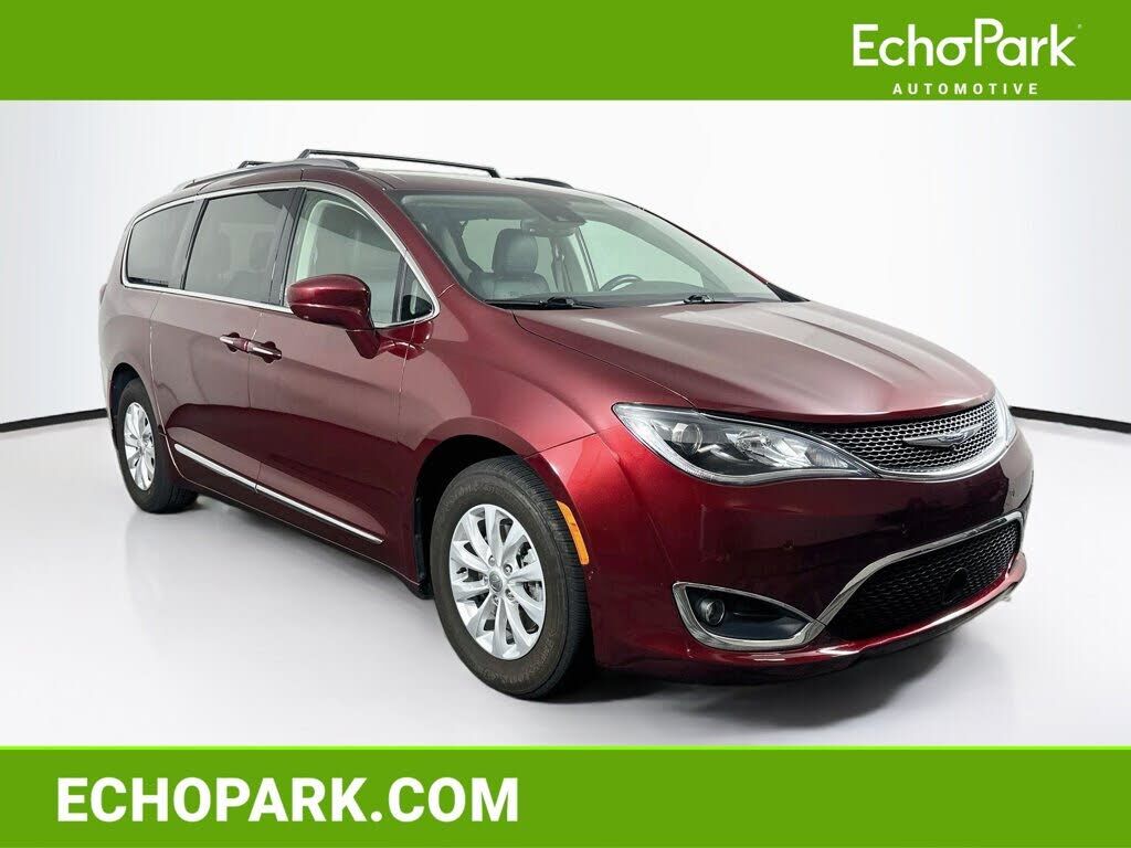 2019 CHRYSLER Pacifica