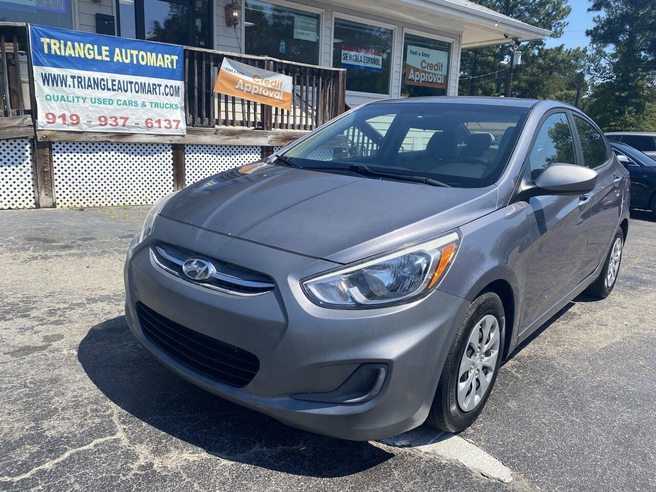 2016 HYUNDAI Accent