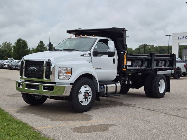 2027 FORD F-650