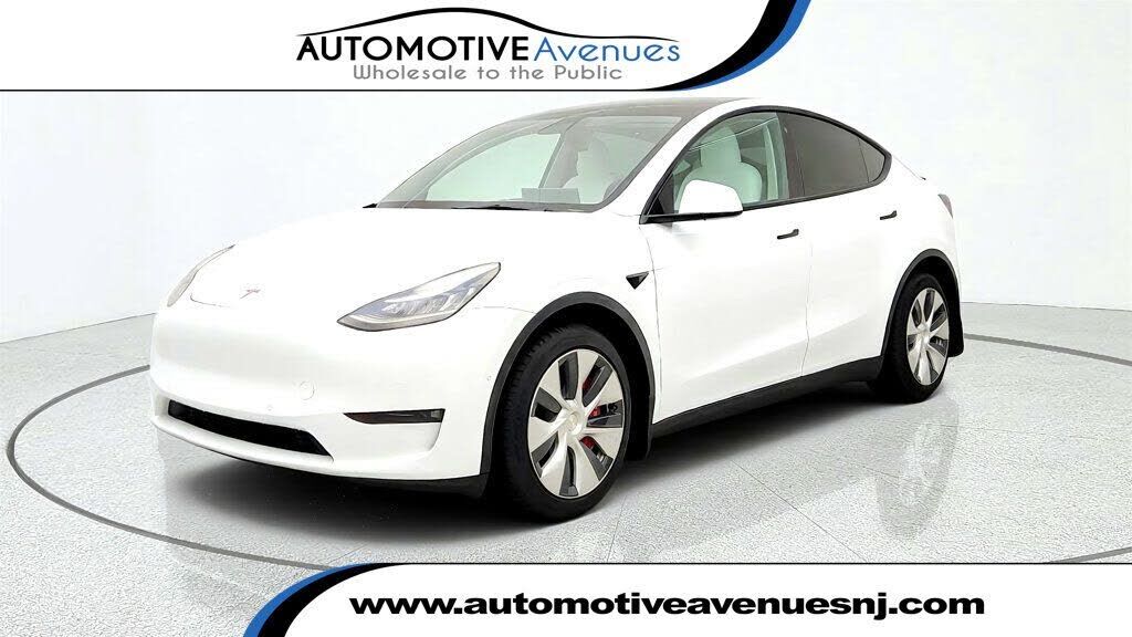 2021 TESLA Model Y
