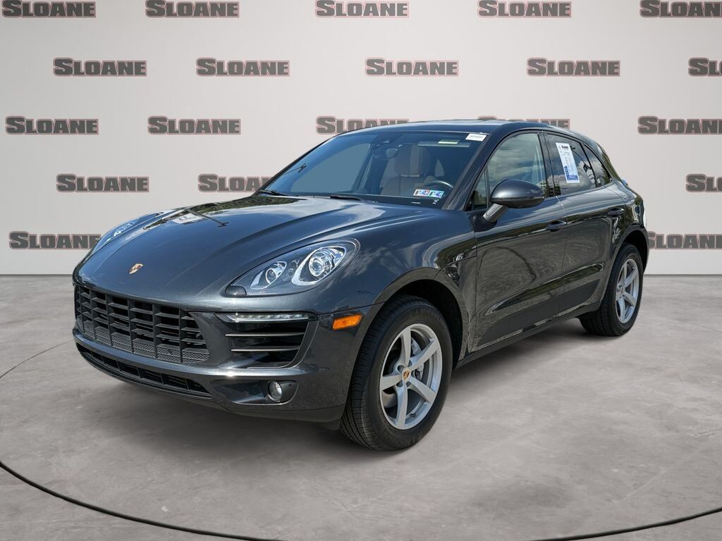 2018 PORSCHE Macan