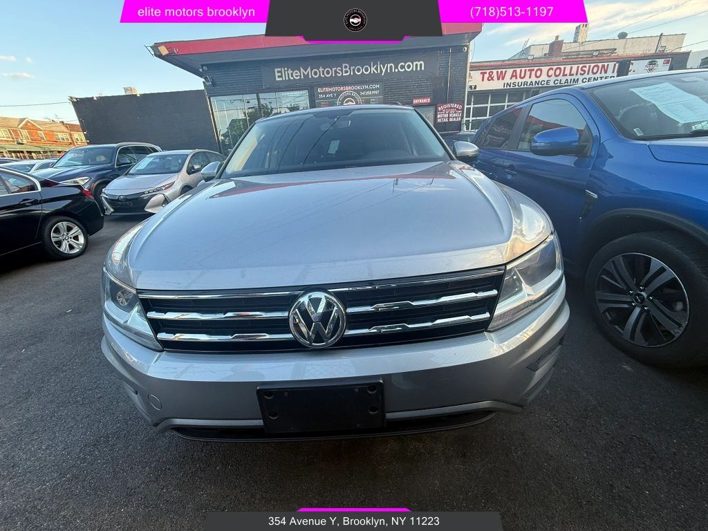 2021 VOLKSWAGEN Tiguan