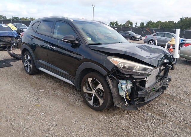 2017 HYUNDAI Tucson