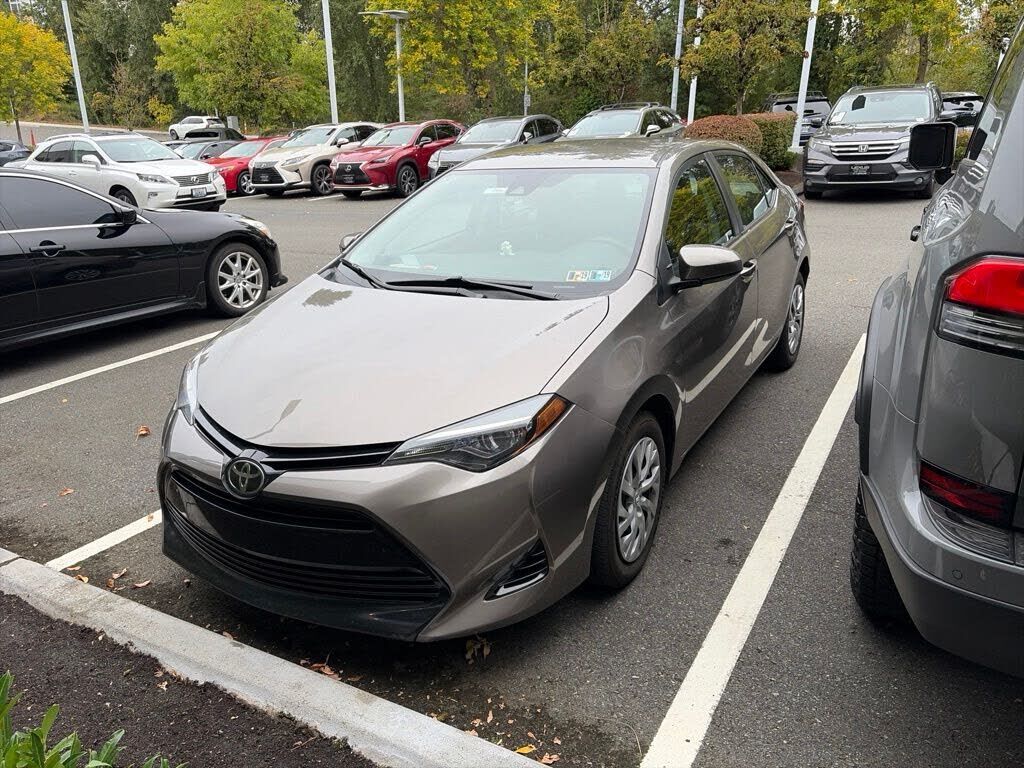 2017 TOYOTA Corolla