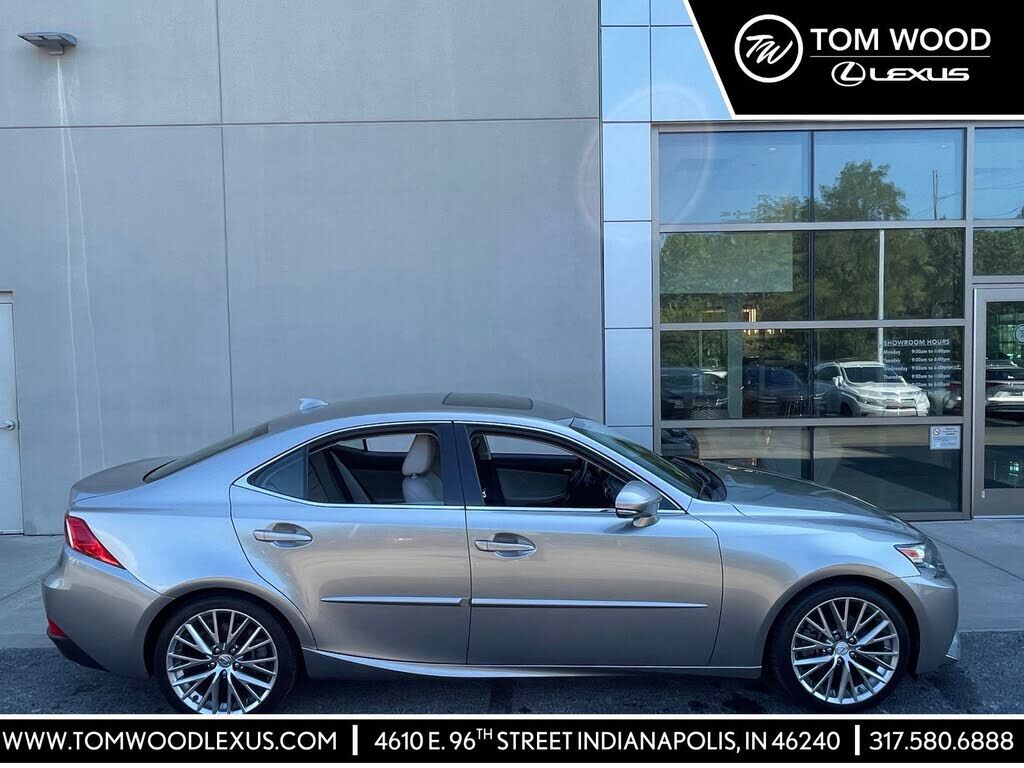 2014 LEXUS IS