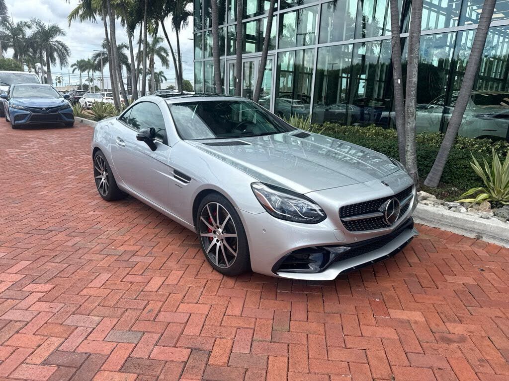 2018 MERCEDES-BENZ SLC-Class