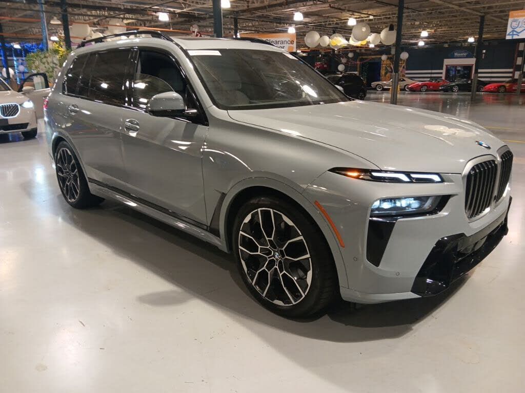 2026 BMW X7