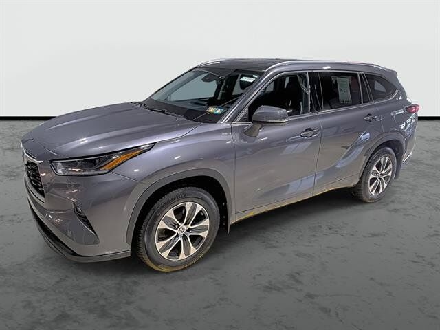 2021 TOYOTA Highlander