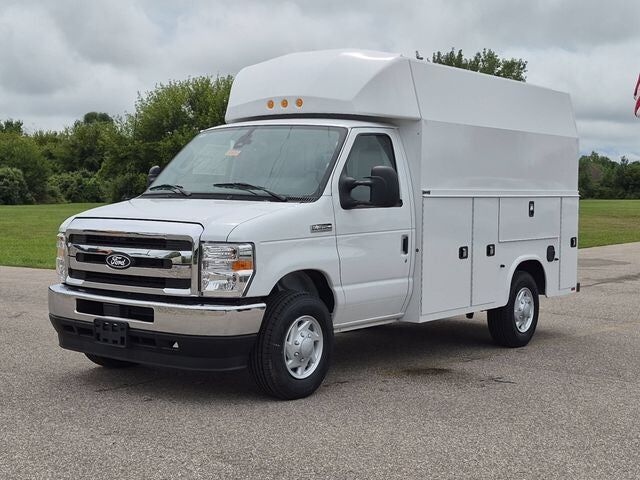 2027 FORD E-350