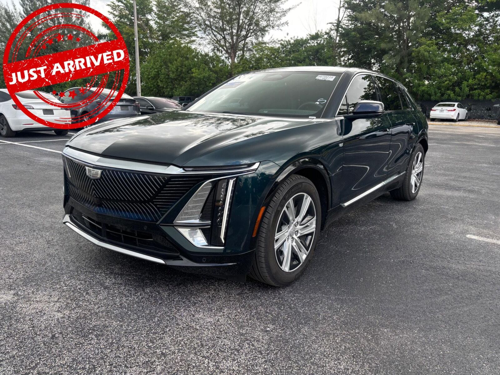 2024 CADILLAC Lyriq