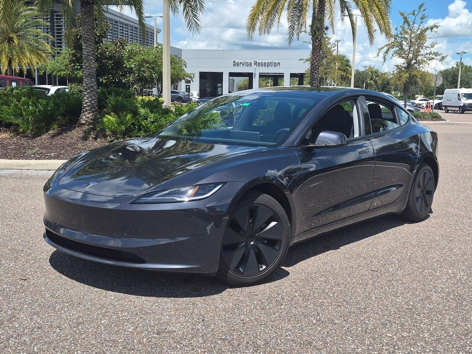 2025 TESLA Model 3