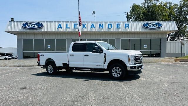 2024 FORD F-250